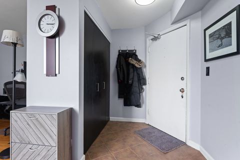 Tiny photo for 6325 N Sheridan Road #1906, Chicago, IL 60660 (MLS # 12598817)