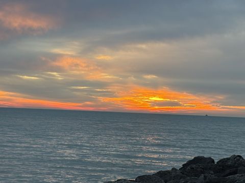 Tiny photo for 6325 N Sheridan Road #1906, Chicago, IL 60660 (MLS # 12598817)