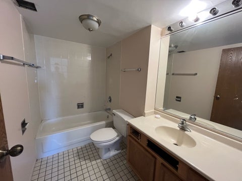 Tiny photo for 606 E Woodland Park Avenue #306, Chicago, IL 60616 (MLS # 12692886)