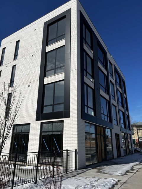 1304 S Ashland Avenue 200 Chicago IL 60608