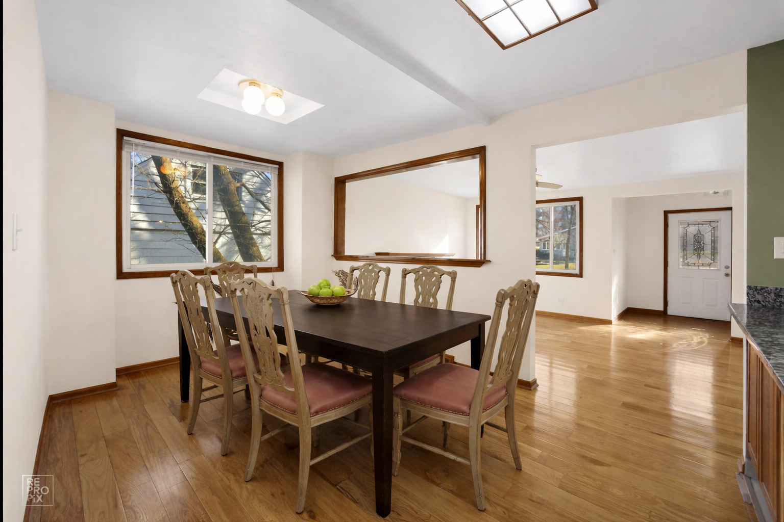 105 E Red Oak Avenue