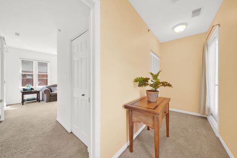 Tiny photo for 324 E 17th Street, Chicago, IL 60616 (MLS # 12475111)
