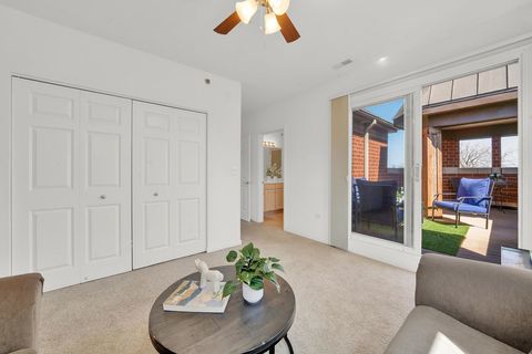 Tiny photo for 324 E 17th Street, Chicago, IL 60616 (MLS # 12475111)