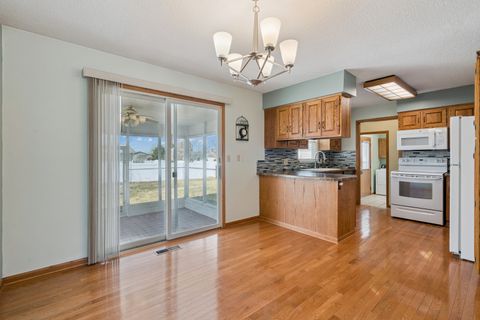 Tiny photo for 1533 2nd Avenue, Camanche, IA 52730 (MLS # 12597372)