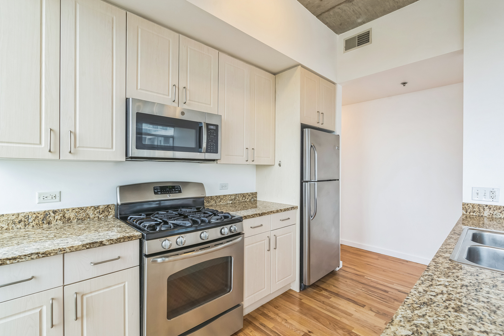 1620 S Michigan Avenue 1126