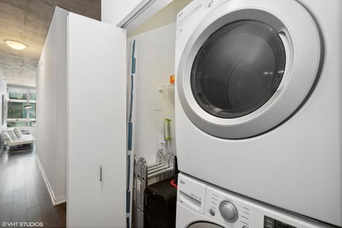 Tiny photo for 1345 S Wabash Avenue #608, Chicago, IL 60605 (MLS # 12509190)