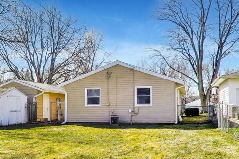Tiny photo for 401 E Lincoln Street, Sycamore, IL 60178 (MLS # 12622284)