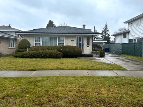 A home in Oak Lawn