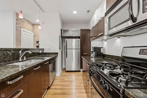 Tiny photo for 1360 W Estes Avenue #2N, Chicago, IL 60626 (MLS # 12518977)