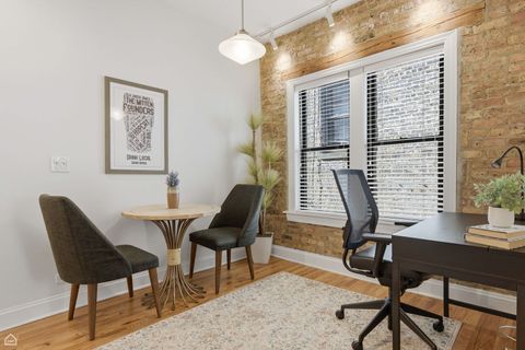 Tiny photo for 1360 W Estes Avenue #2N, Chicago, IL 60626 (MLS # 12518977)