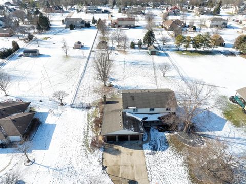 Tiny photo for 2821 Abbington Drive, New Lenox, IL 60451 (MLS # 12535664)