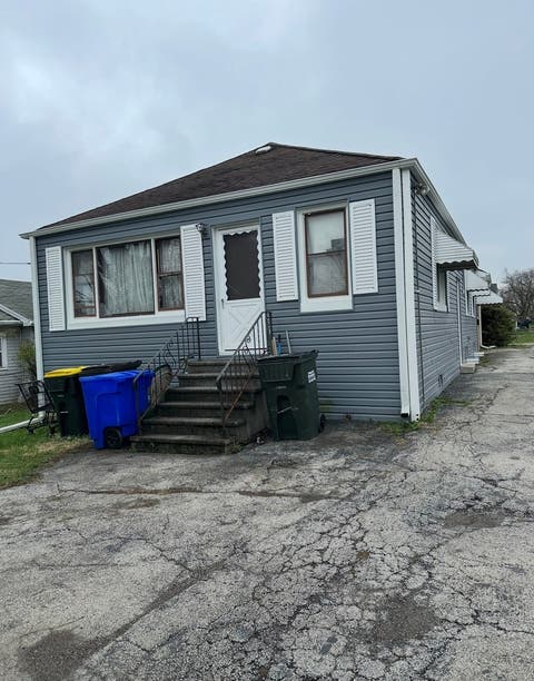 Tiny photo for 91 W 30th Place, South Chicago Heights, IL 60411 (MLS # 12705264)