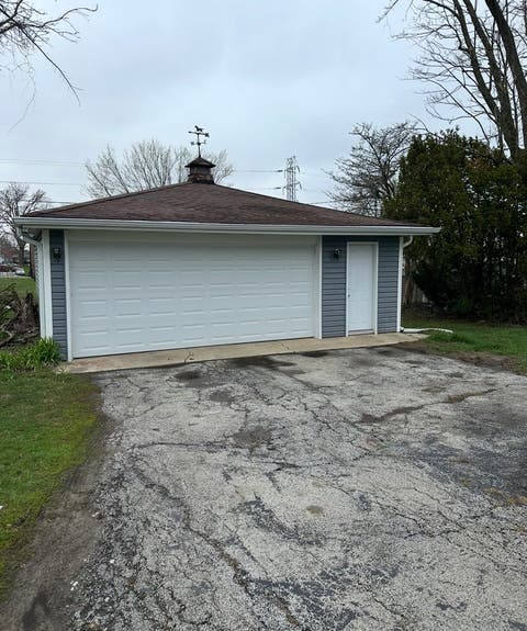Tiny photo for 91 W 30th Place, South Chicago Heights, IL 60411 (MLS # 12705264)