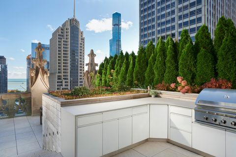 Tiny photo for 435 N Michigan Avenue #2203, Chicago, IL 60611 (MLS # 12572581)