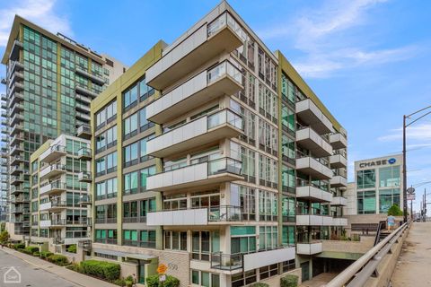 650 W Wayman Street 304C Chicago IL 60661