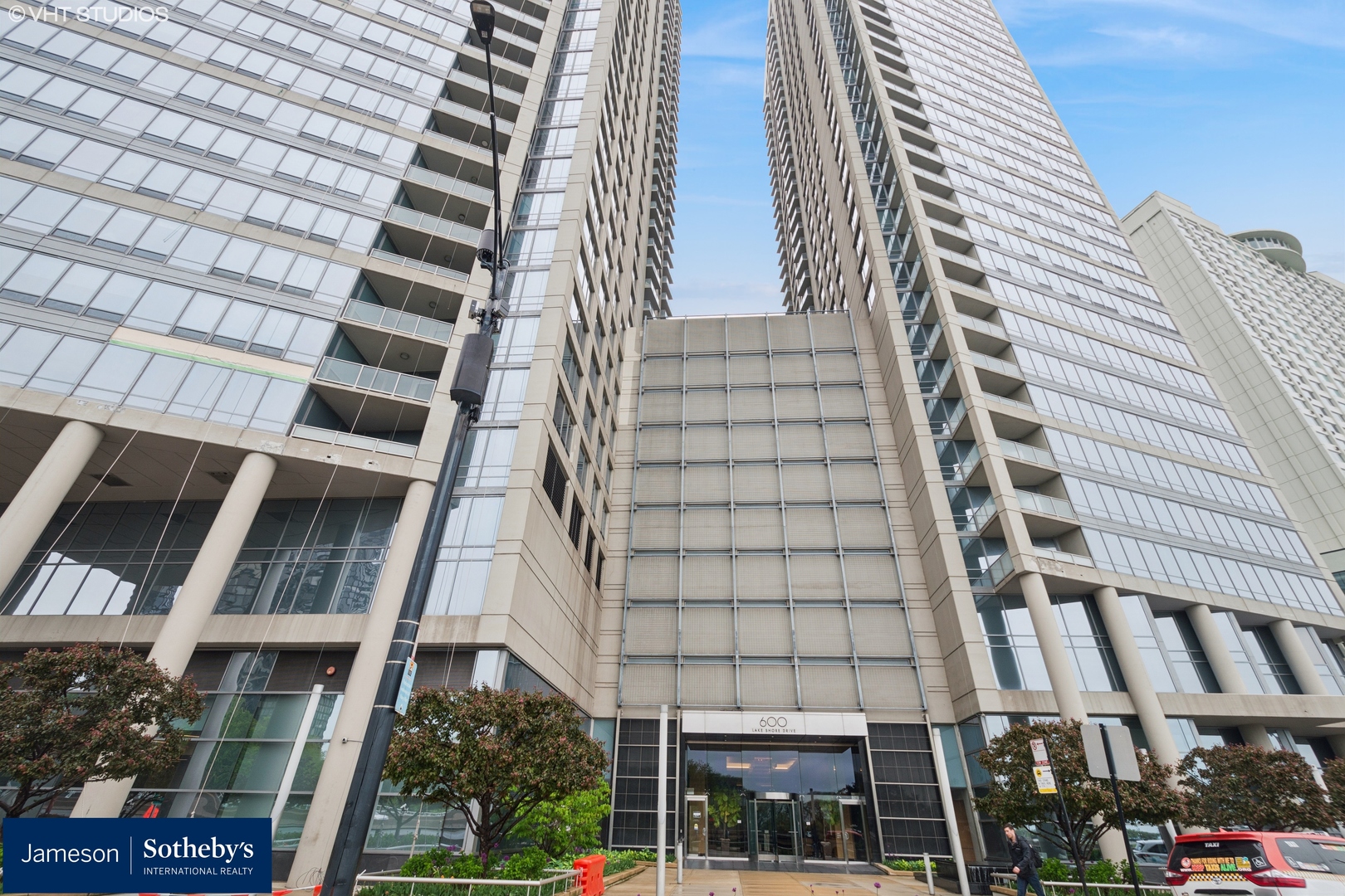 600 N LAKE SHORE Drive 4608
