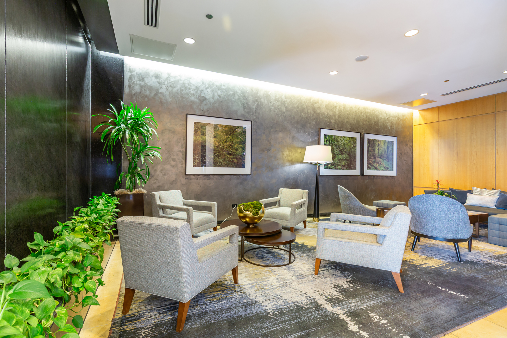 600 N LAKE SHORE Drive 4608