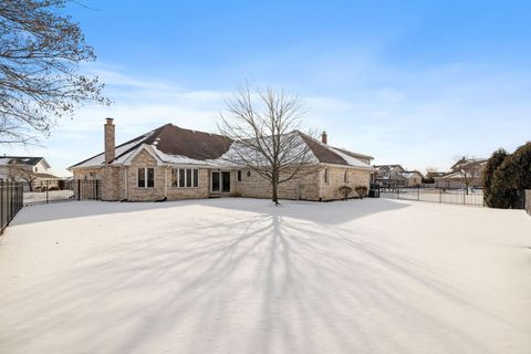Tiny photo for 8614 Bangor Drive, Tinley Park, IL 60487 (MLS # 12558286)