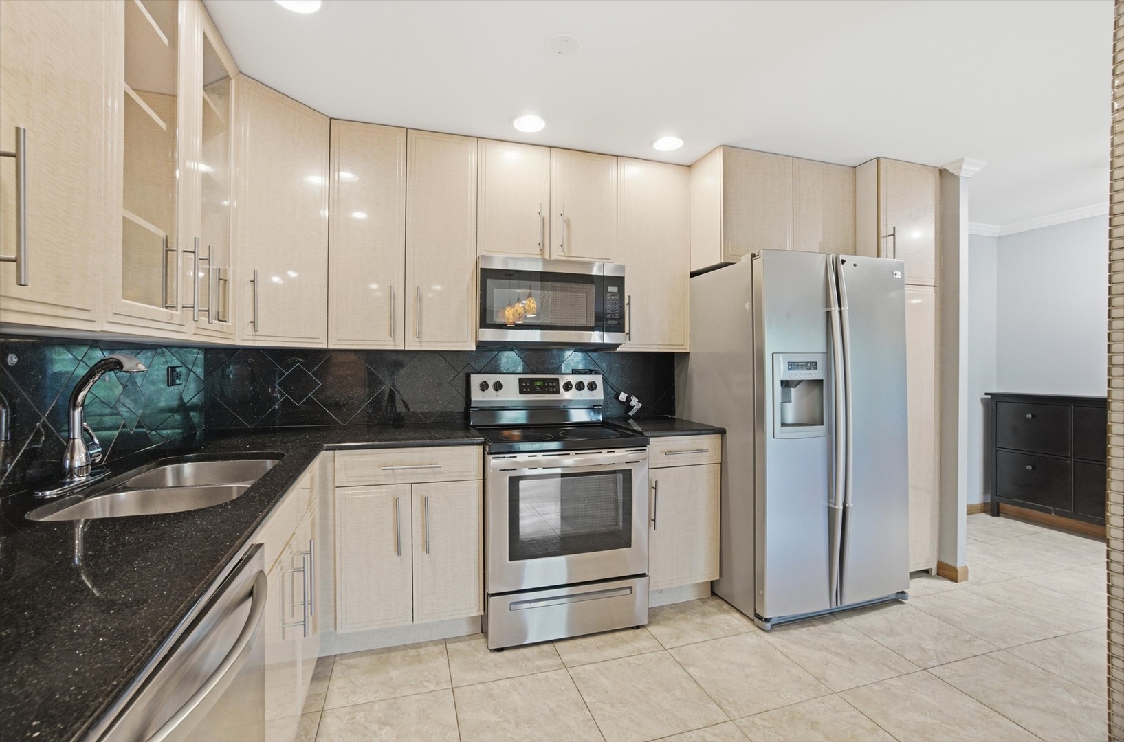1275 E Baldwin Lane 504