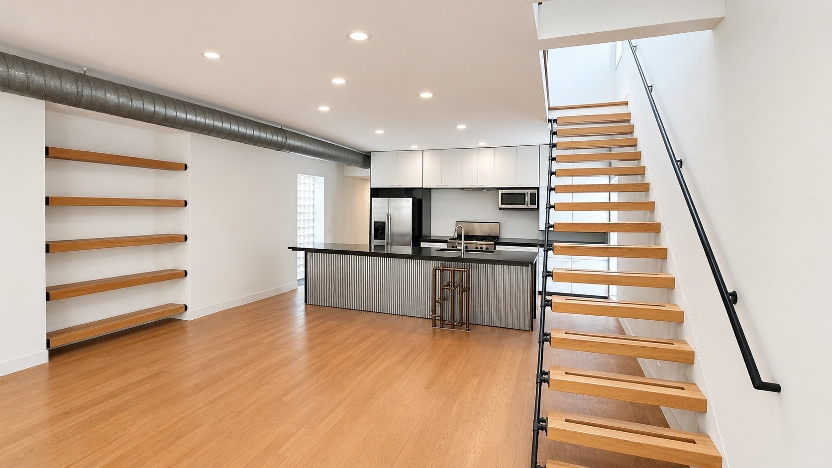 1945 W Thomas Street 2F