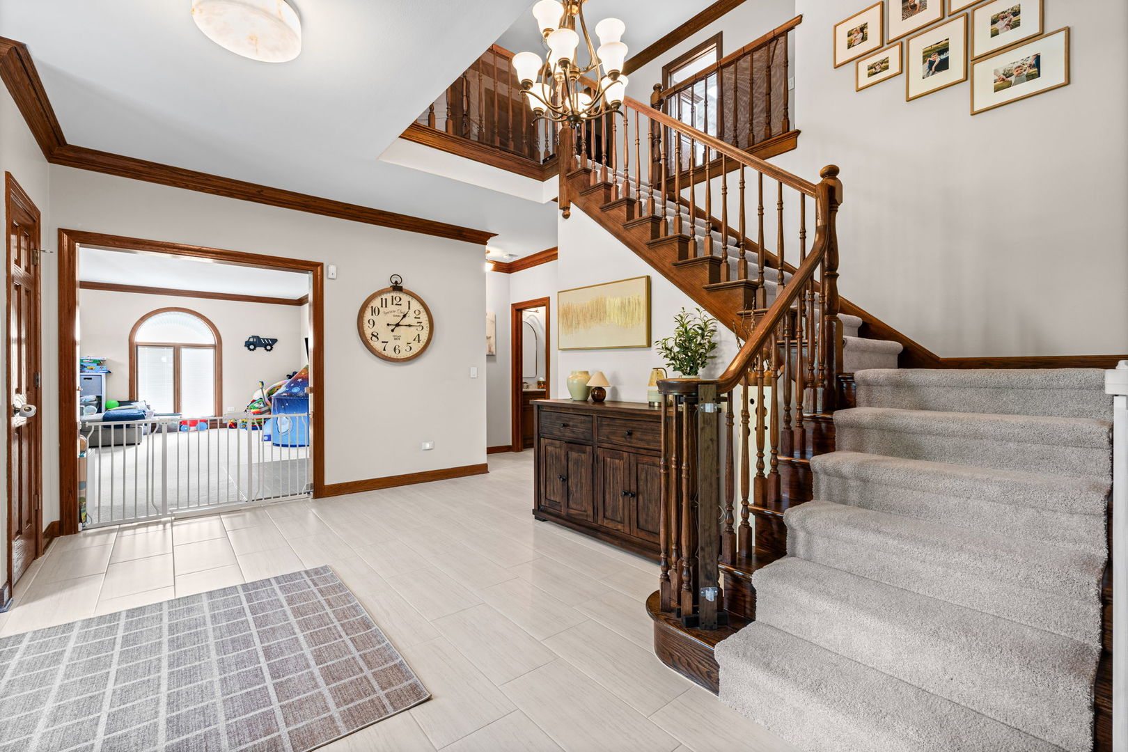 5657 Oakwood Circle