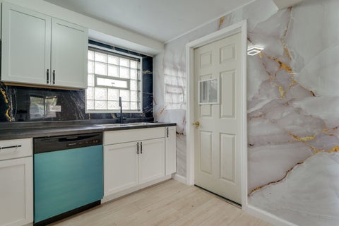 Tiny photo for 9513 S Merrion Avenue, Chicago, IL 60617 (MLS # 12796039)