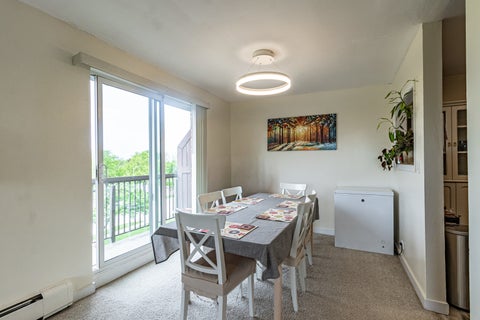 Tiny photo for 1475 REBECCA Drive #422, Hoffman Estates, IL 60194 (MLS # 12640359)