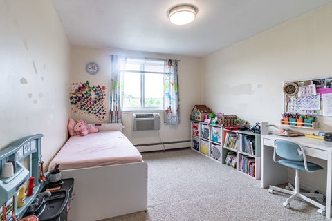 Tiny photo for 1475 REBECCA Drive #422, Hoffman Estates, IL 60194 (MLS # 12640359)