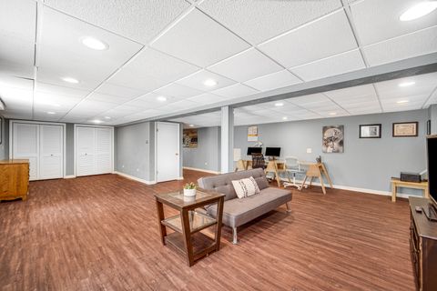 Tiny photo for 18879 W Arbor Boulevard, Grayslake, IL 60030 (MLS # 12358498)
