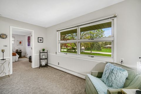 Tiny photo for 18879 W Arbor Boulevard, Grayslake, IL 60030 (MLS # 12358498)