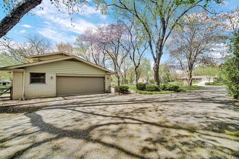 Tiny photo for 18879 W Arbor Boulevard, Grayslake, IL 60030 (MLS # 12358498)
