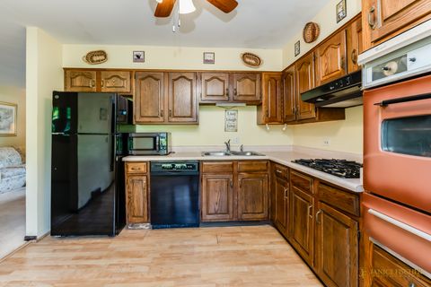 Tiny photo for 6102 Scott Lane, Crystal Lake, IL 60014 (MLS # 12469042)