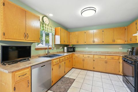 Tiny photo for 4012 Brenton Drive, Joliet, IL 60431 (MLS # 12464556)