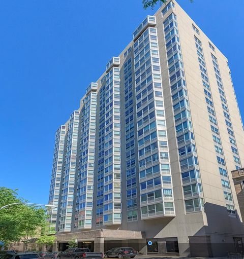 720 W Gordon Terrace 7F Chicago IL 60613
