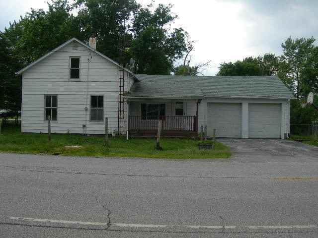 Photo 1 of 7 — 211 E Cooper, Colfax, IL 61728