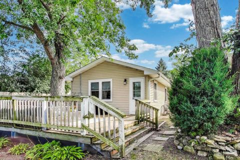 Tiny photo for 110 Cedar Circle, Streamwood, IL 60107 (MLS # 12485273)