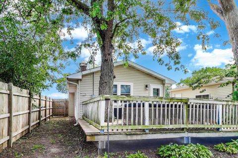 Tiny photo for 110 Cedar Circle, Streamwood, IL 60107 (MLS # 12485273)