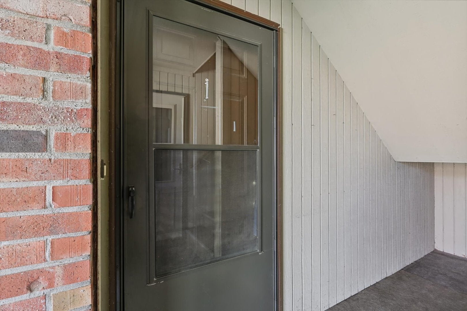 1203 Dean Drive 1