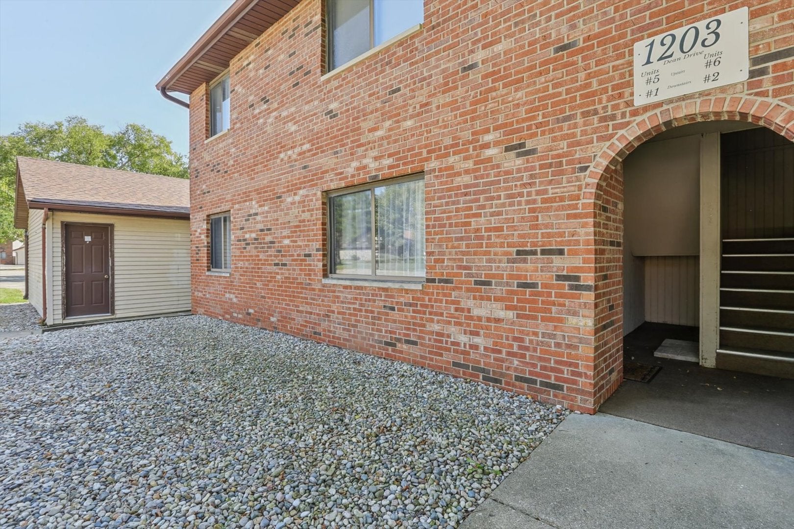 1203 Dean Drive 1