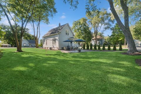 Tiny photo for 604 S Van Buren Street, Batavia, IL 60510 (MLS # 12477529)