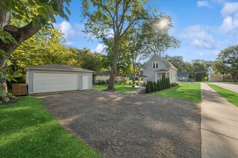 Tiny photo for 604 S Van Buren Street, Batavia, IL 60510 (MLS # 12477529)
