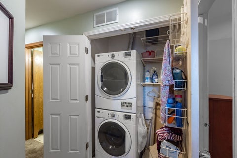 Tiny photo for 267 W Treehouse Lane, Round Lake, IL 60073 (MLS # 12686804)