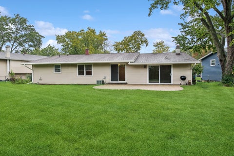 Tiny photo for 6930 Glenn Court, Woodridge, IL 60517 (MLS # 12735253)