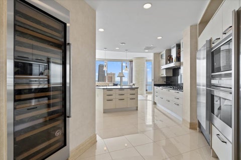 Tiny photo for 401 N Wabash Avenue #48A, Chicago, IL 60611 (MLS # 12745466)