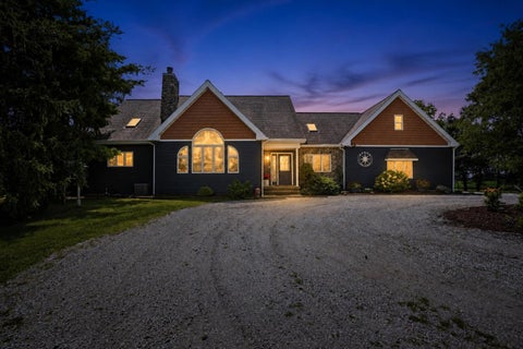 Tiny photo for 1737 E 1700 North Road, Watseka, IL 60970 (MLS # 12726501)