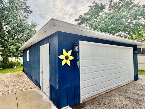 Tiny photo for 2500 Golfview Street, Joliet, IL 60435 (MLS # 12695275)