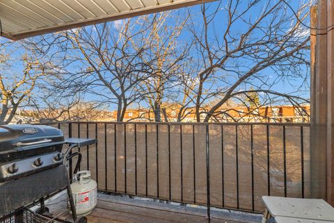 Tiny photo for 1180 Meadow Lane #6-306, Hoffman Estates, IL 60169 (MLS # 12589472)