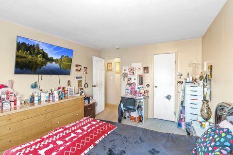 Tiny photo for 1180 Meadow Lane #6-306, Hoffman Estates, IL 60169 (MLS # 12589472)