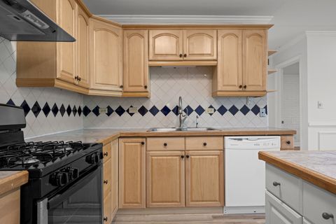 Tiny photo for 1133 ROYAL ST GEORGE Drive #107, Naperville, IL 60563 (MLS # 12472239)