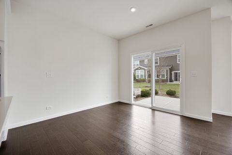 Tiny photo for 470 Watercress Drive, Aurora, IL 60504 (MLS # 12570258)